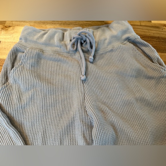 Abercrombie & Fitch Waffle Knit Joggers| Size S - Picture 9 of 9